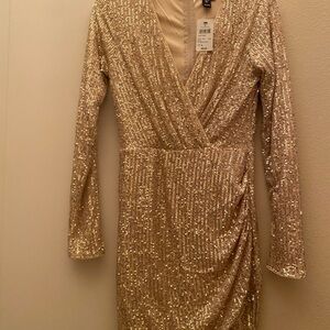 Windsor Gold Sequin Long Sleeve Dress